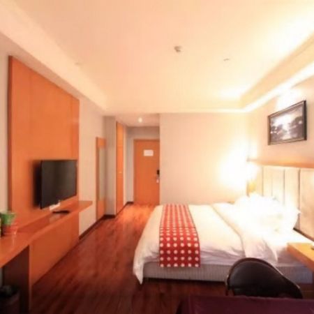 Ibis Chongqing Airport 호텔 외부 사진