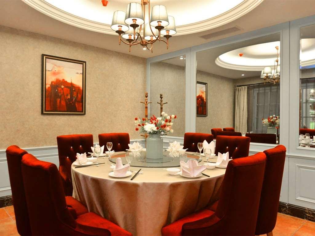 Ibis Chongqing Airport 호텔 외부 사진