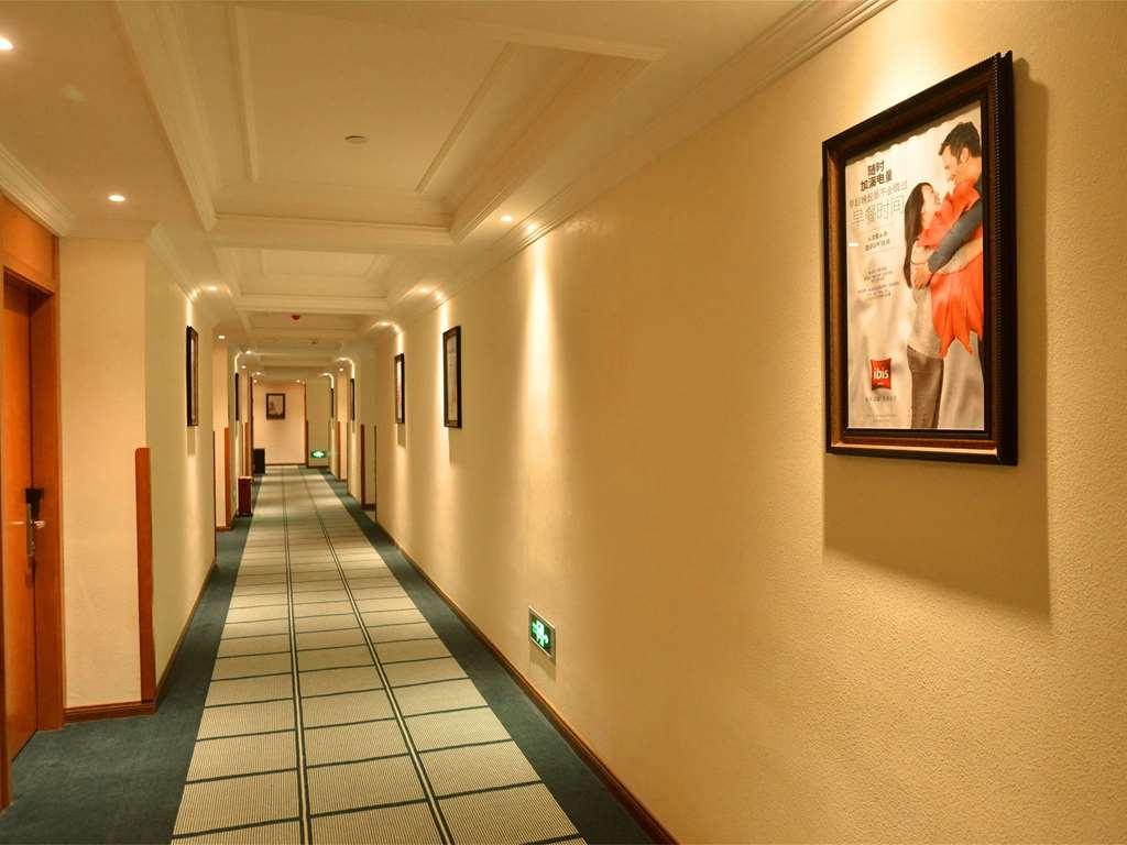 Ibis Chongqing Airport 호텔 외부 사진